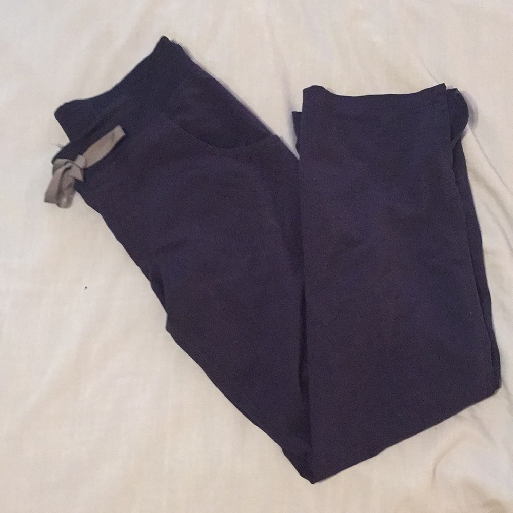 Figs scrubs